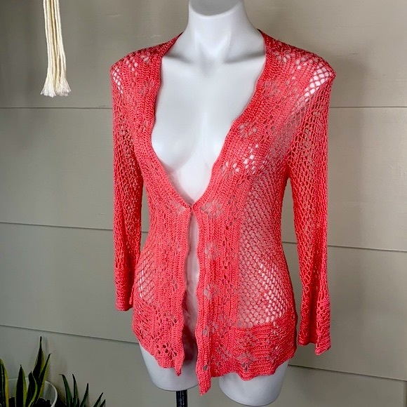 Victoria’s Secret Knit Pink Bell Sleeve Blouse knit - Picture 2 of 13